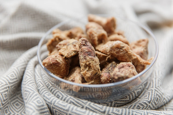 Triple Deal - FP Human Grade Freeze-Dried Raw Salmon Coated Chicken Heart Treats 300g (Bulk Buy 100g x 3 bags)